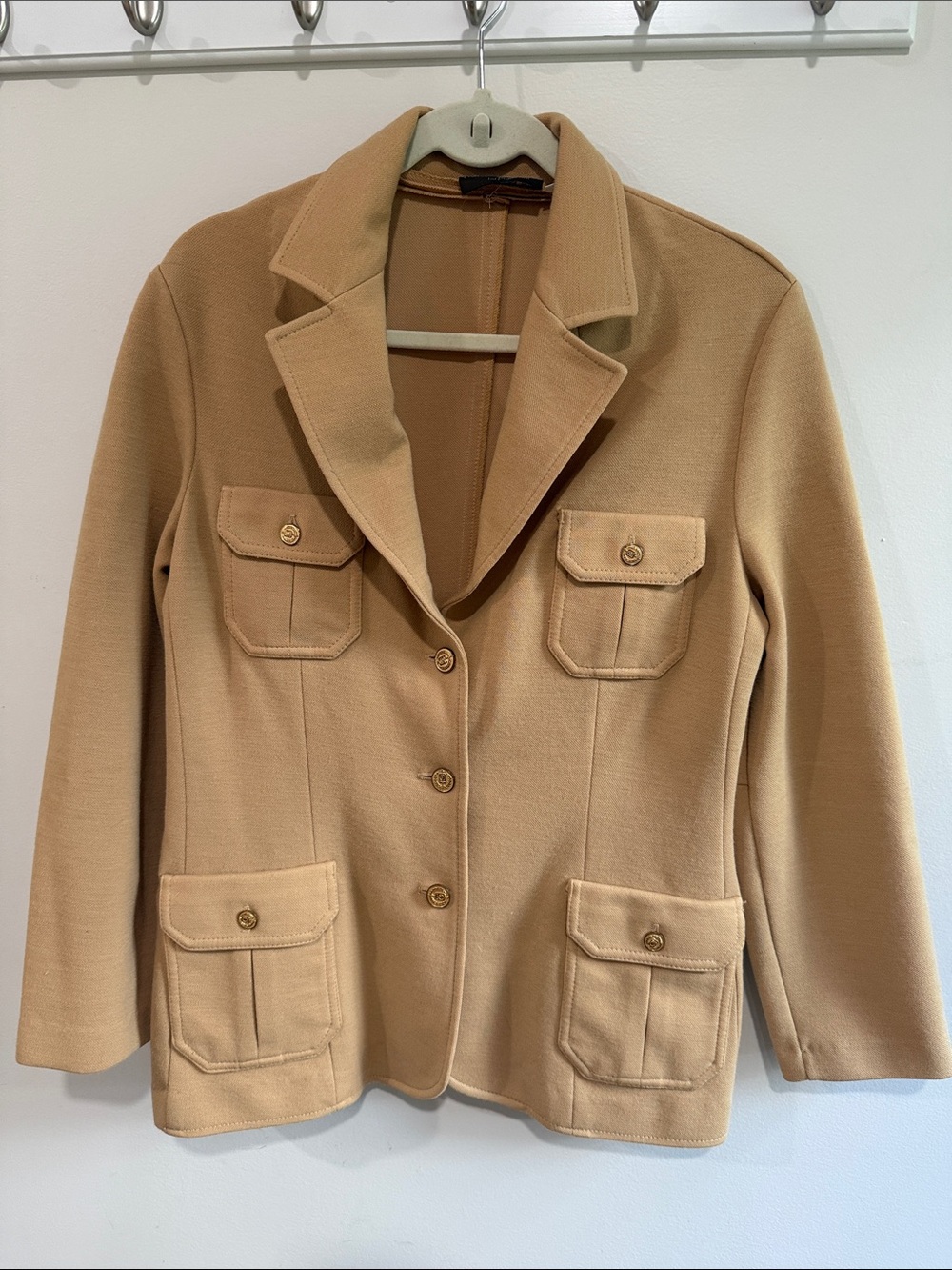 Vintage Women's Camel Button-Front Blazer with Patch Pockets